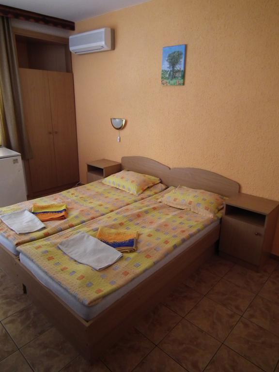 Guest House Olimpiya سفيتي فلاس الغرفة الصورة